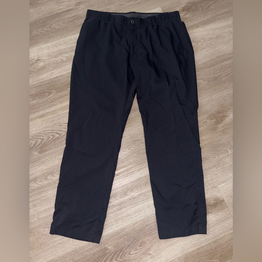 Under Armour Men's Black Dress Pant